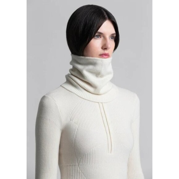 CORDOVA Butte Buff in Alabaster New Womens Wool Gator Scarf - Picture 7 of 8